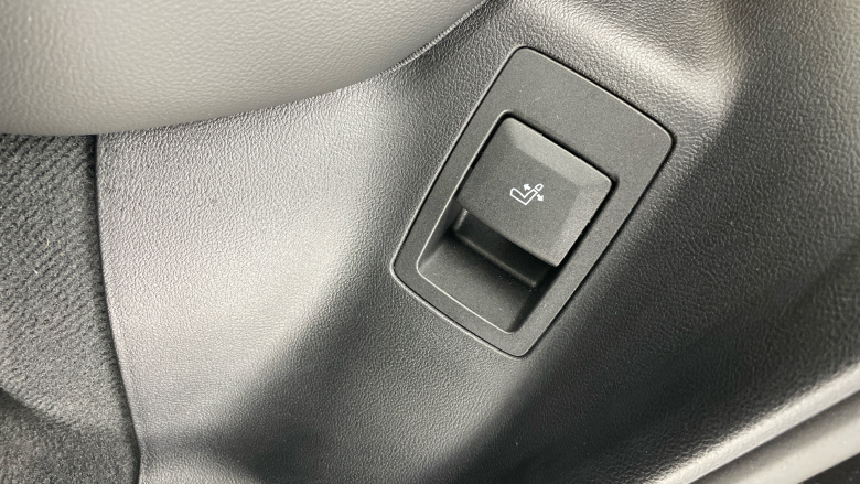 BMW X3 xDrive 30e xLine 5dr Auto Estate